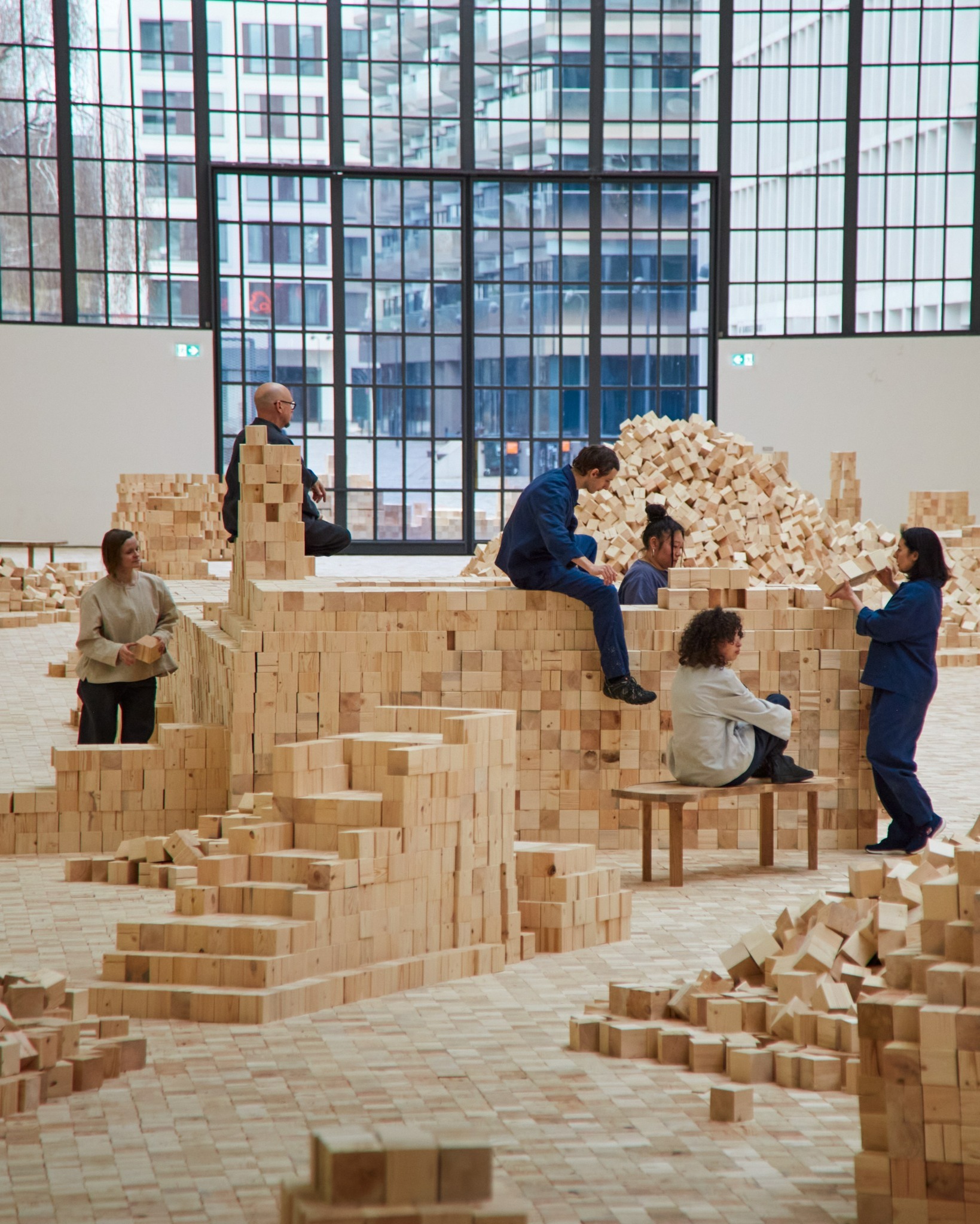 we make years out of hours hamburg stapelen ecokathedraal 03